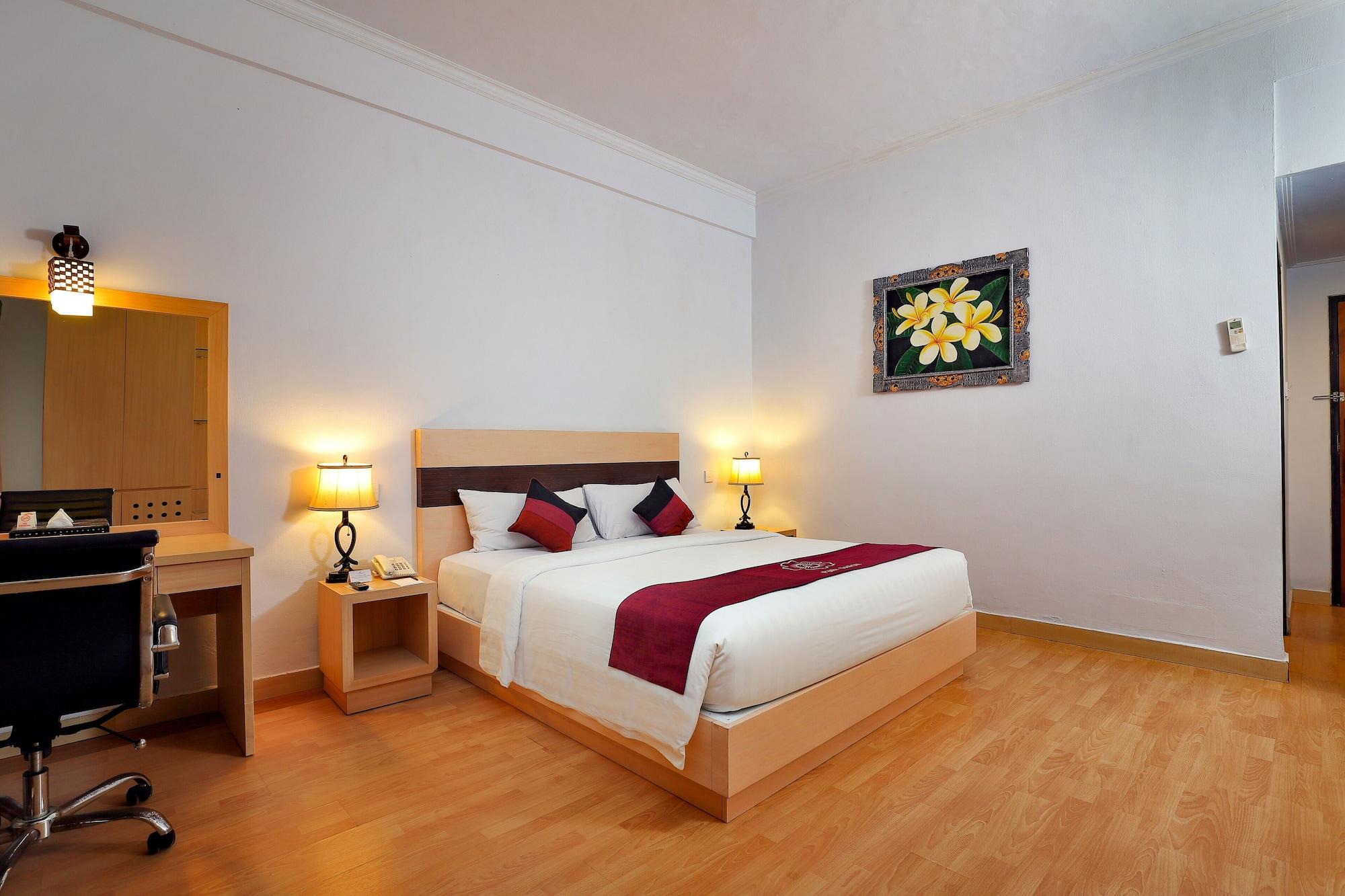 Puri Saron Hotel Seminyak Luaran gambar